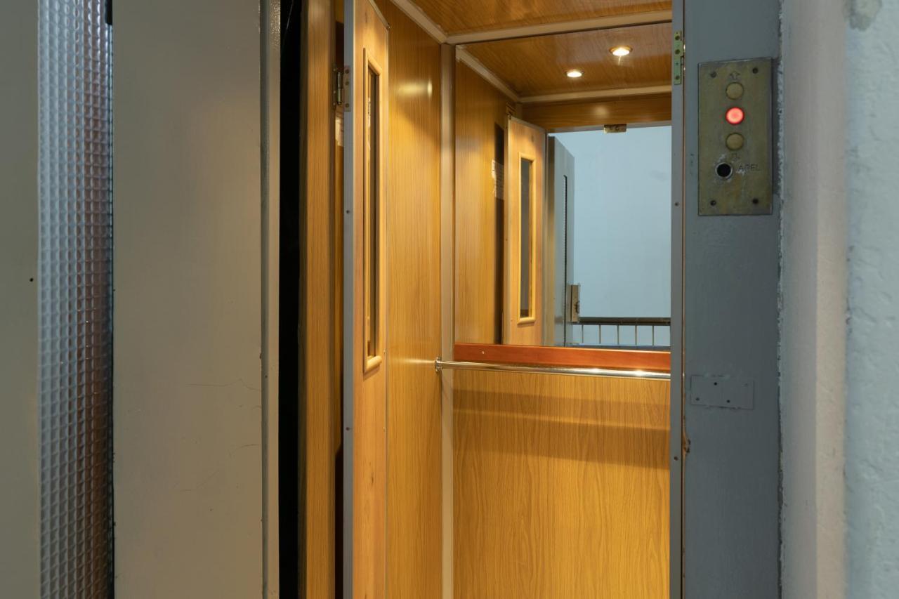 Metropole Apartments Ateneum Residence Bucureşti Ngoại thất bức ảnh